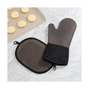 OXO Guantes de horno de silicona Good Grips color negro_6