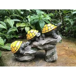 BoToys Tortugas alimentadas por energía solar en tronco_3