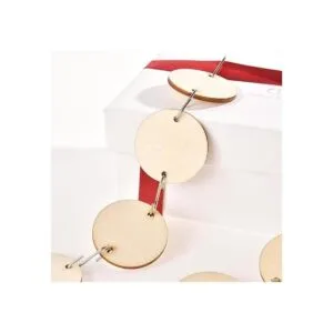 Etiquetas de madera de Navidad con 2 agujeros redondos de_5