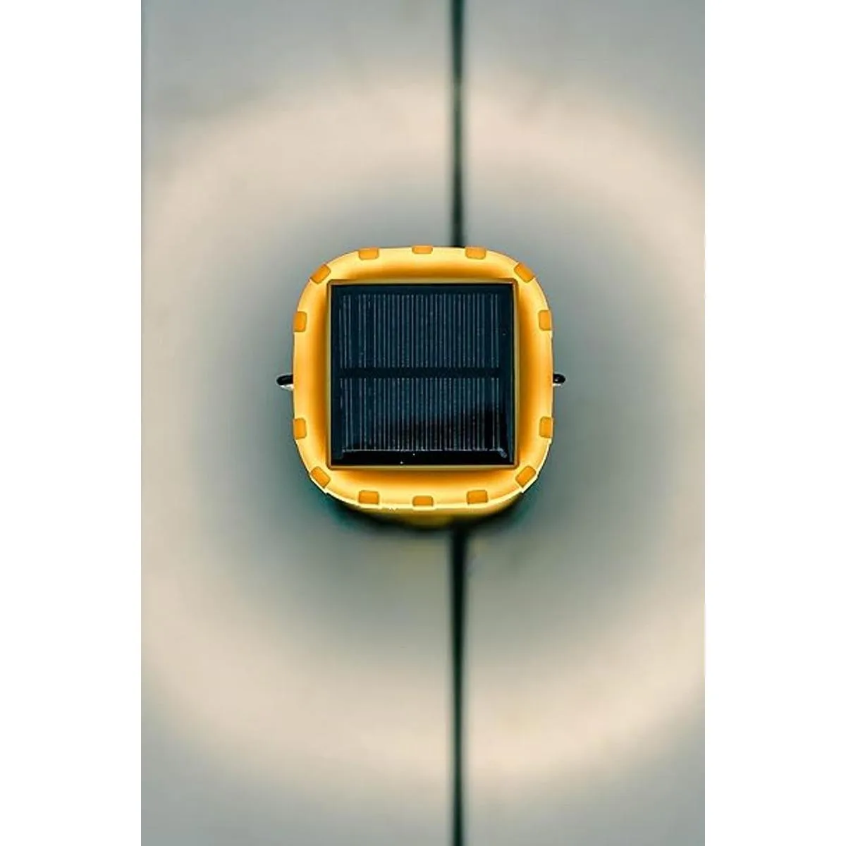 Stansport Linterna solar de 300 lúmenes color amarillo y_2