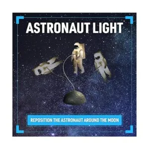 Paladone Lámpara de escritorio de astronauta flotante en_2