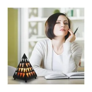 Himalayan Glow Luz nocturna de cristal estilo pirámide_5