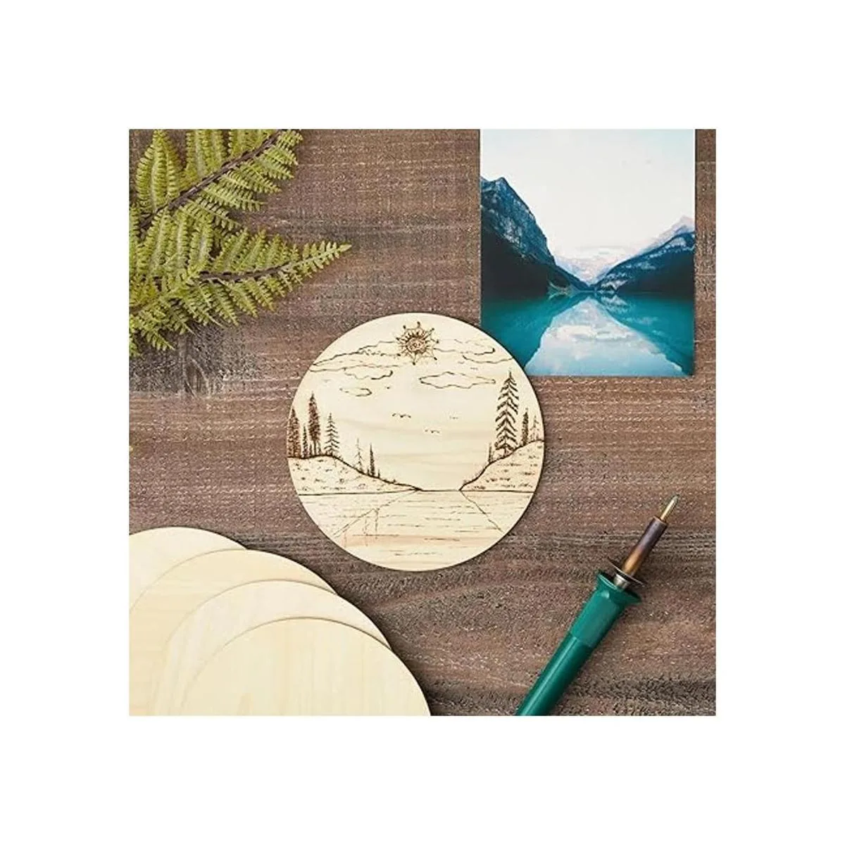 Juvale Paquete de 12 círculos de madera sin terminar de 6_5