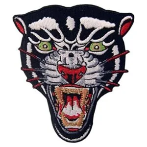 Parche bordado de The Roaring Panther para coser o planchar_1