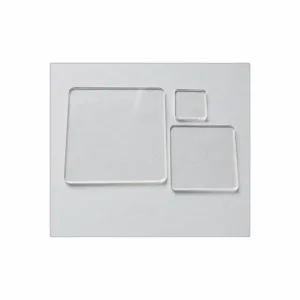 Material cuadrado acrílico transparente en blanco hoja_1