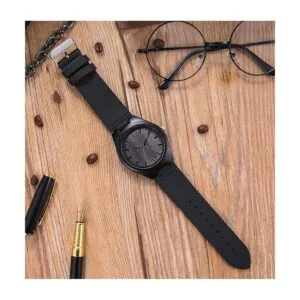 Reloj de madera grabado casual hecho a mano reloj de_6