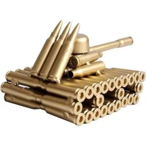 Singeek Escultura de metal con forma de carcasa de bala_5