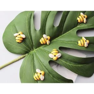 Sowaka 20 piezas de mini adornos de abeja de resina_3