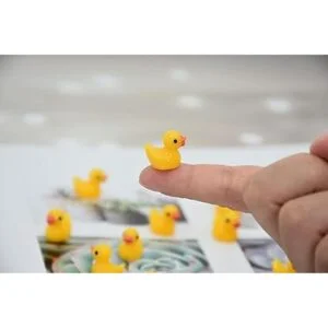 Yuronam 70 cuentas pequeñas de pato de resina de pato_2