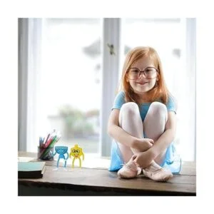 RL Amigos de Chanukah flexibles Juego de Dreidel y Menorah_3