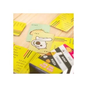 Pizza de queso de cabra con taco en el otro lado_4