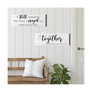 Letrero de madera rústica con texto en inglés I Still_2