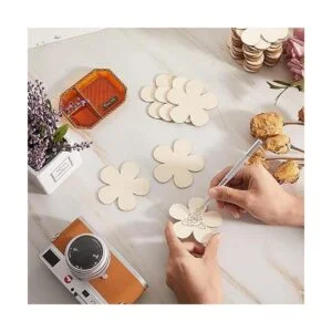 50 piezas de 3 pulgadas sin terminar recortes de flores de_5