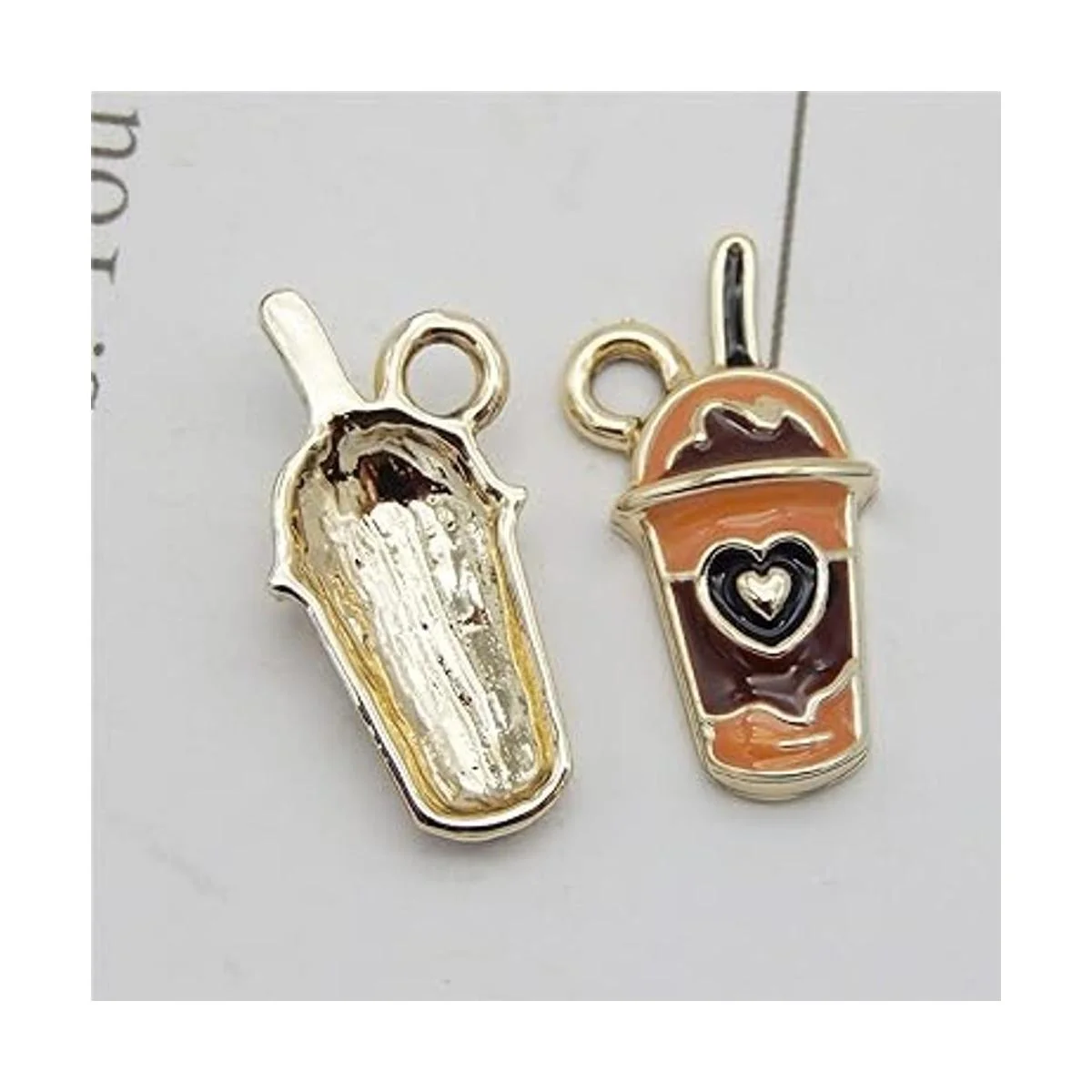 JJGQAZ 30 dijes de bebidas de corazón de colores mixtos_5