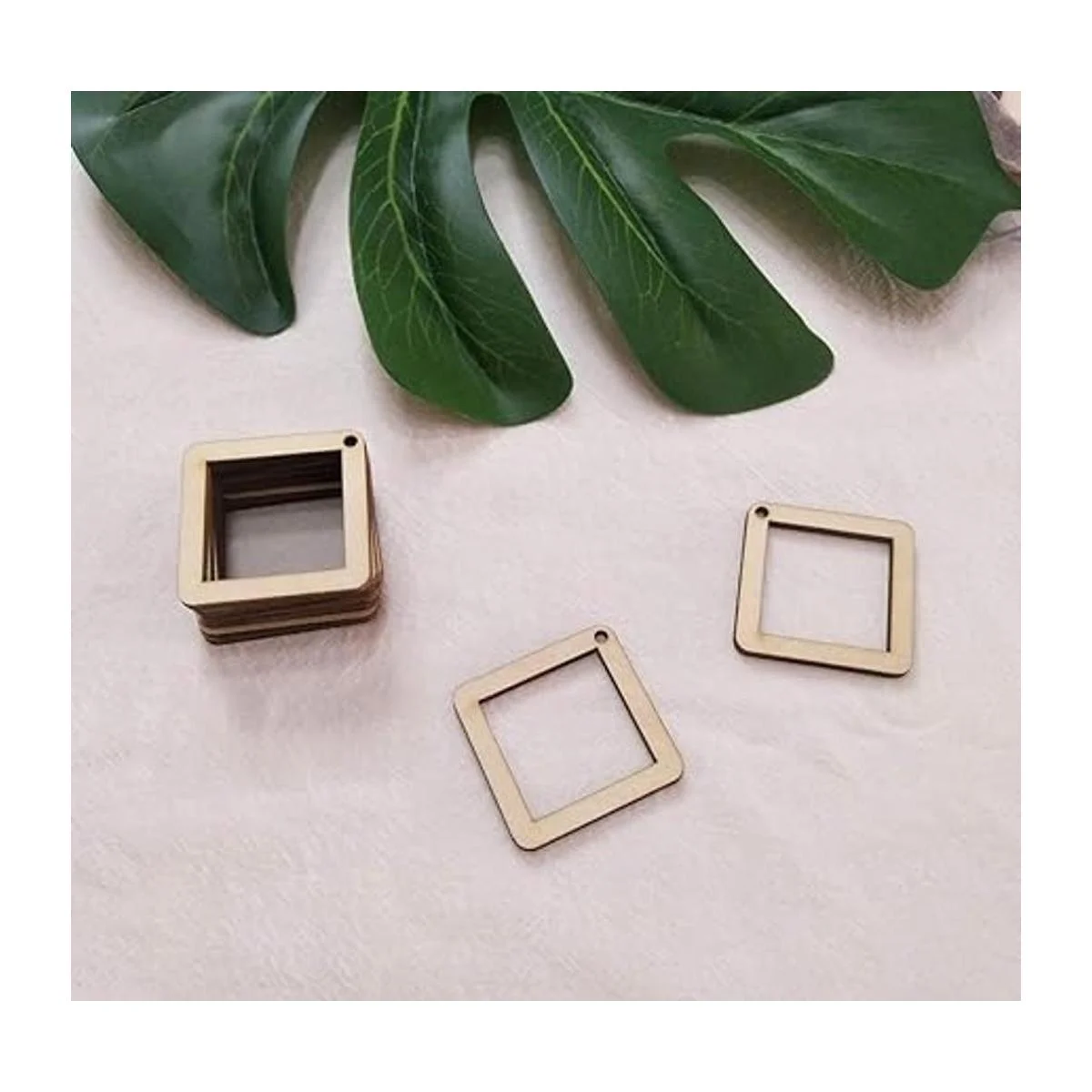 30 piezas de pendientes de madera sin terminar con_2