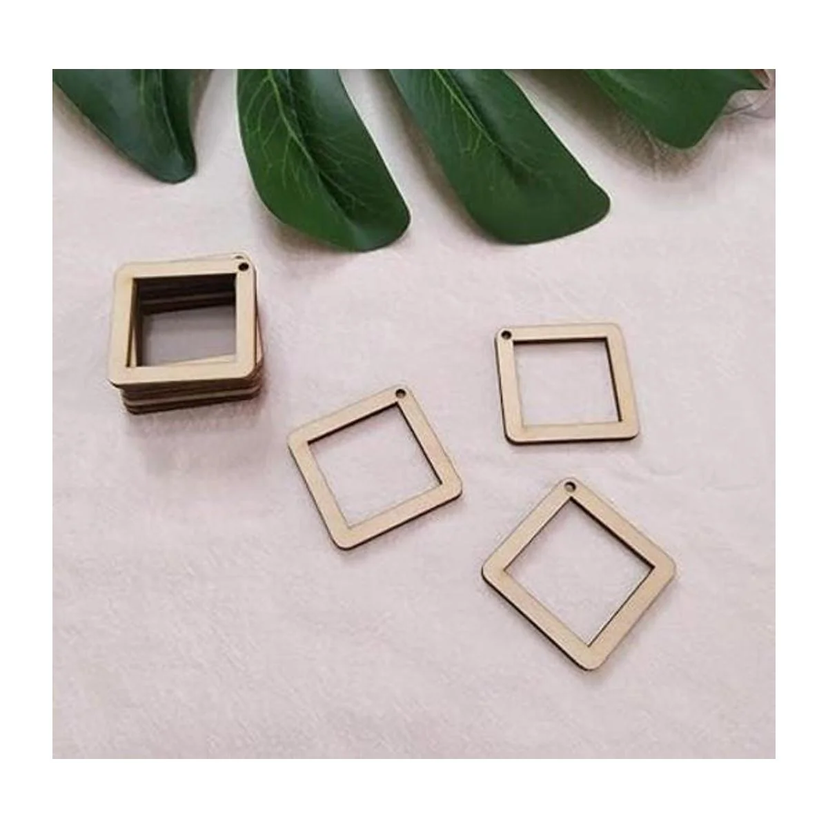 30 piezas de pendientes de madera sin terminar con_1