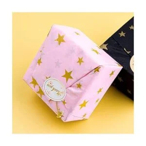 50 hojas de papel rosa con estrella dorada metálica a_4