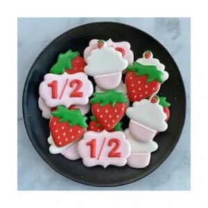 Juego de cortador de galletas de fresa de acero inoxidable_3