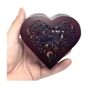 Pursuestar Caja musical de madera de corazón grabada con_5