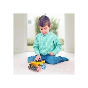 ArtCreativity Camión monstruo amarillo y negro iluminado_4