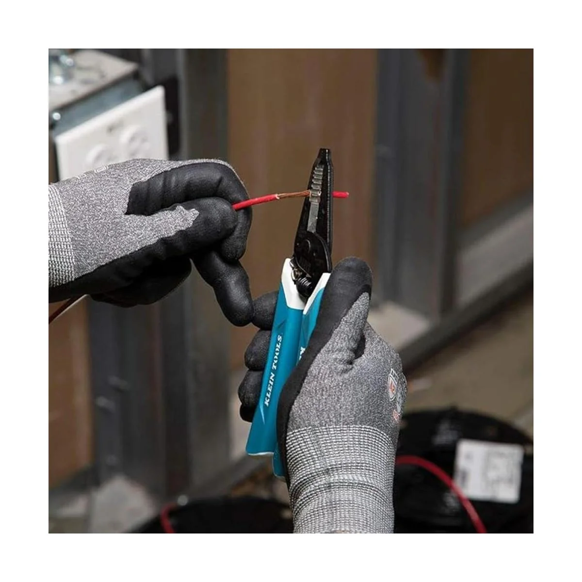 Klein Tools K11095 KleinKurve Pelacables y cortadores_3