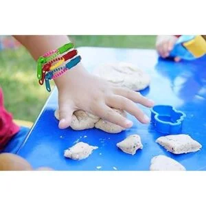 UpBrands 60 recuerdos de fiesta para niños pulseras de_5