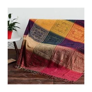 Manta bohemia con borlas de jacquard de felpilla para_2