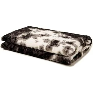 MustMat Alfombra de piel de vaca color blanco y negro_7