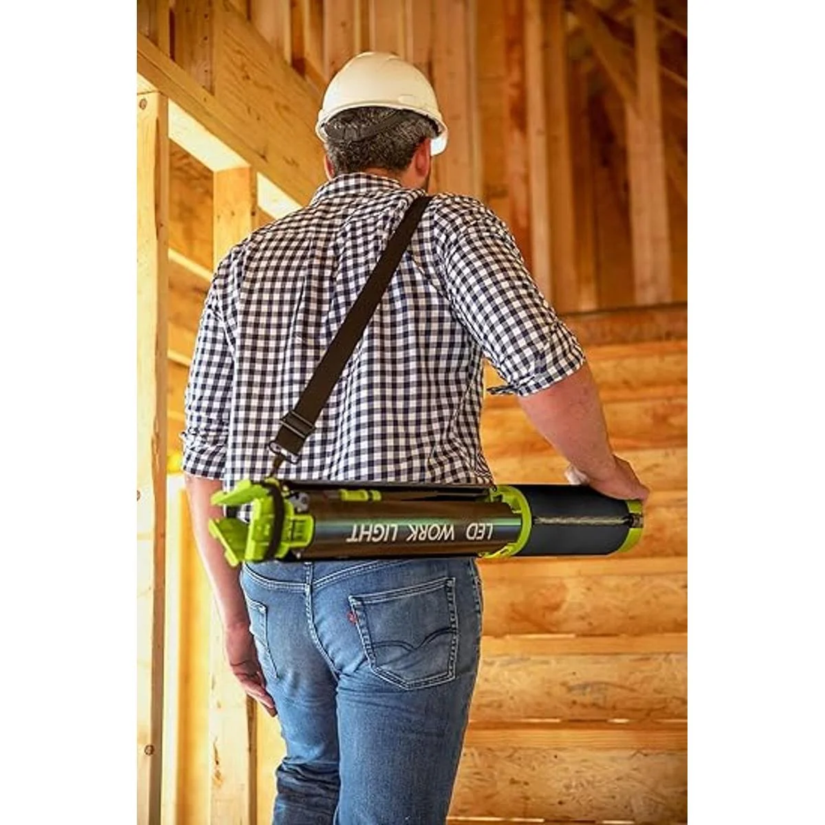 PowerSmith Voyager PVLR8000AC Trípode plegable_5