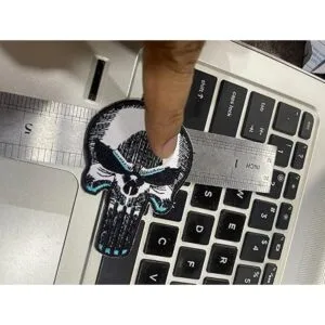 Parche bordado para planchar en forma de calavera parche_4