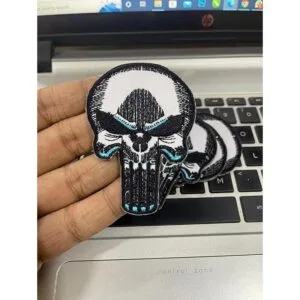 Parche bordado para planchar en forma de calavera parche_2