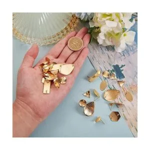 BEEFLYING 28 piezas de latón mixto de pendientes planos de_3