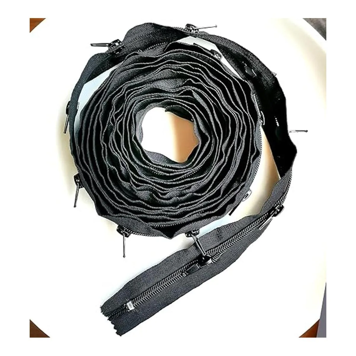 Cremallera negra 3 por The Roll Long Zipper by The Yard_3