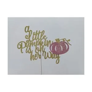 Decoración de tarta con purpurina dorada con diseño de_5