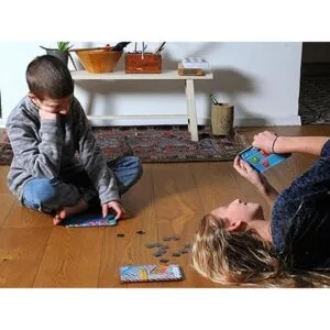 Juego de mesa de tamaño de viaje para niños_4