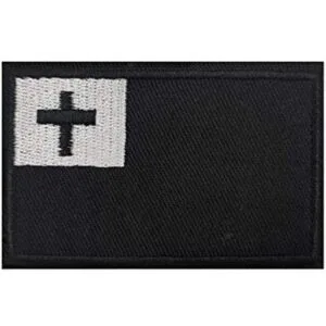 Parche bordado de la bandera cristiana en blanco y negro_1