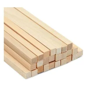 Paquete de 25 tacos cuadrados de madera para manualidades_1