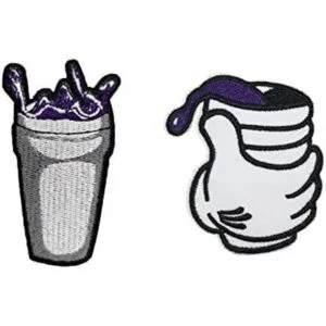 Parche bordado a mano con bebiendo de doble taza para_1