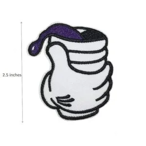 Parche bordado a mano con bebiendo de doble taza para_2