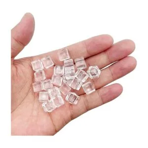 Cubos de hielo cuadrados triturados falsos de diamantes de_2