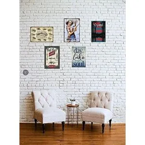 Cartel de metal con texto en inglés And She Lived Happily_4