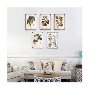 Cartel de metal con texto en inglés And She Lived Happily_5