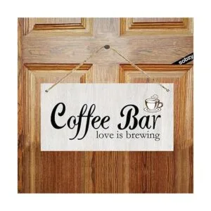 Cartel de bar de café con texto en inglés Love is_3