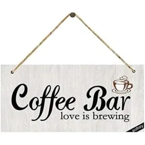 Cartel de bar de café con texto en inglés Love is_1