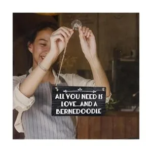 Bernedoodle Letrero de madera para colgar en casa de_4