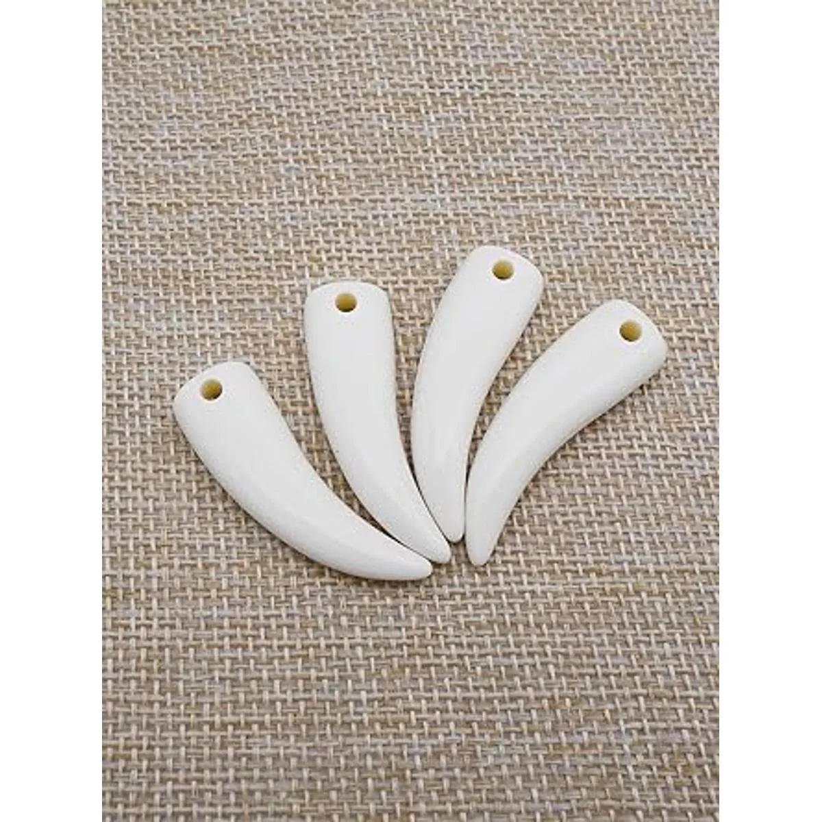 Julie Wang 90 dijes de resina de Halloween con dientes de_5