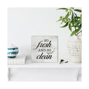 So Fresh and So Clean Cartel de caja de madera rústica_4