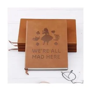 Cuaderno de cuero de Alicia en el país de las maravillas_3