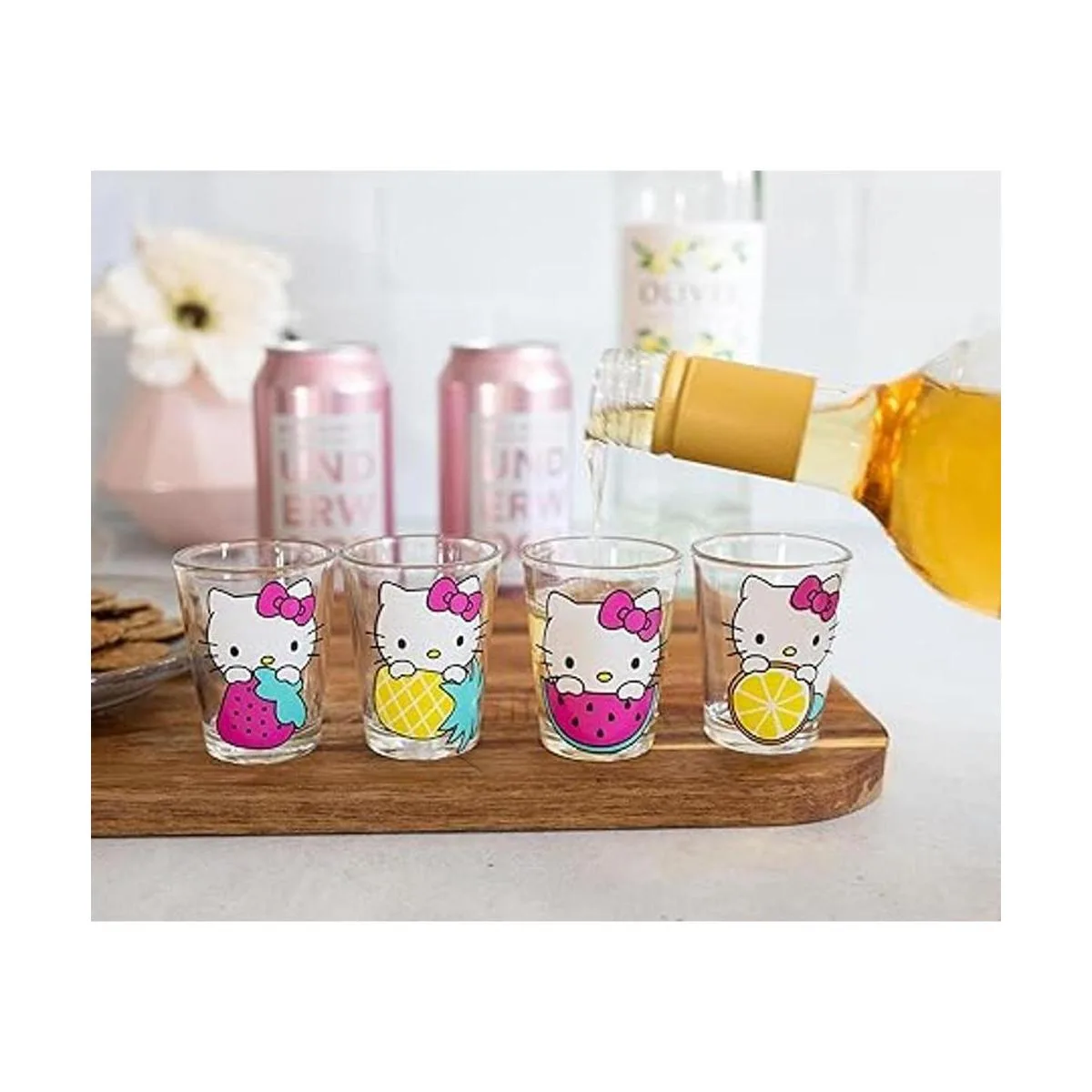 Silver Buffalo Hello Kitty Fruit Juego de 4_3