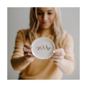 Sweet Water Decor Mrs. Jewelry Bandeja para platos_3
